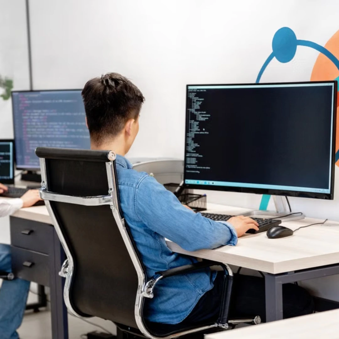 iOS App Development Company for India, the USA and the UAE: Native Swift Engineering from Discovery to Maintenance